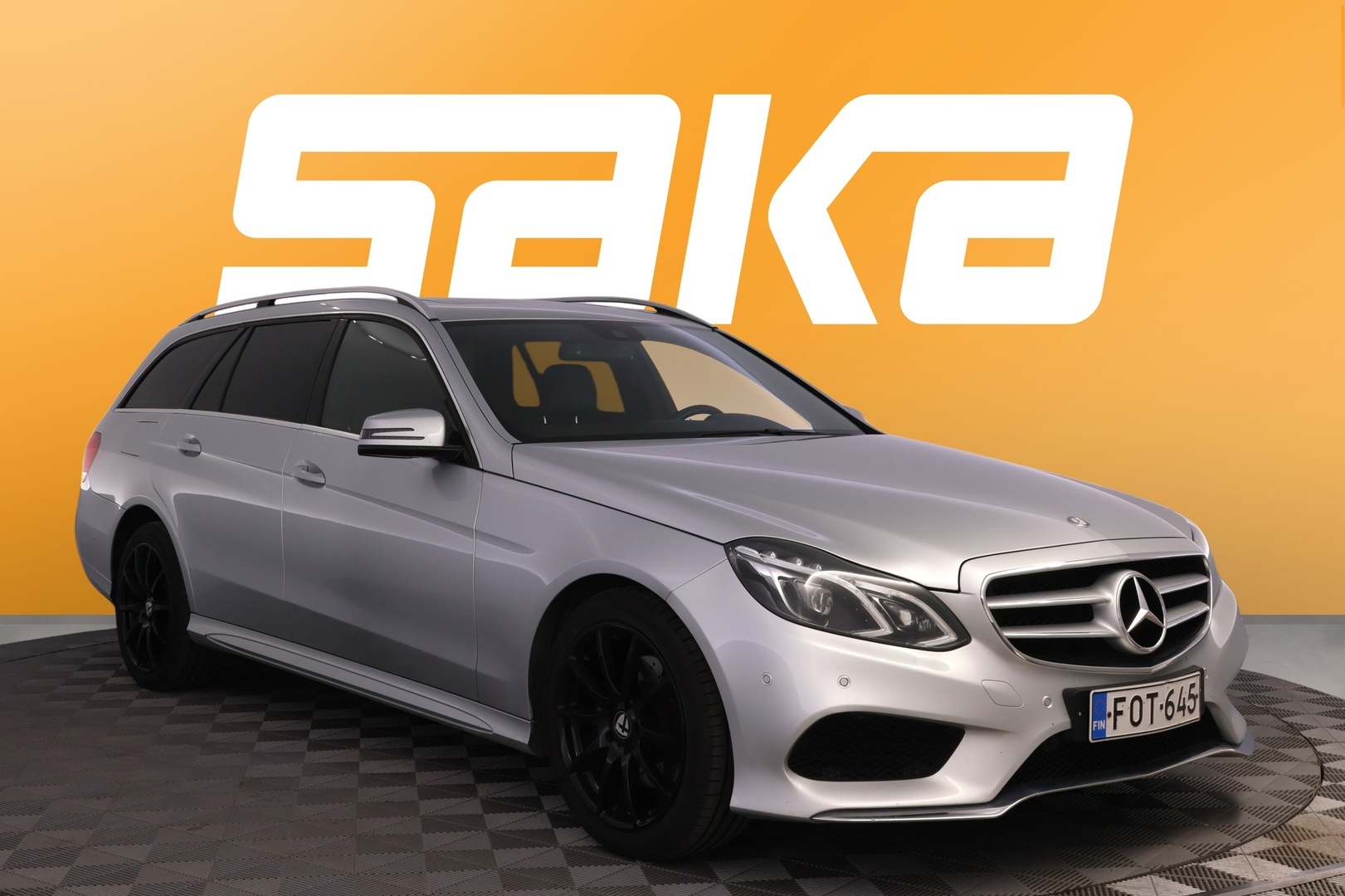 Mercedes-Benz E 250 BlueTec T 4Matic A Premium Business AMG