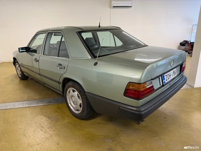 Mercedes-Benz E 300 W124 3,0 Automaatti 1987, photo 4/19