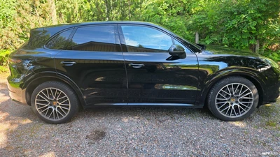 Porsche Cayenne E-Hybrid 2020, kuva 2/24