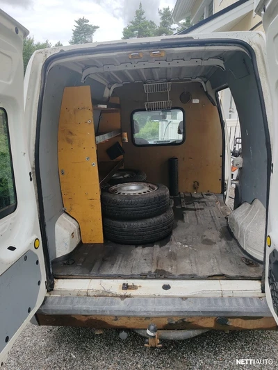 Ford Transit Connect 2005, kuva 4/9