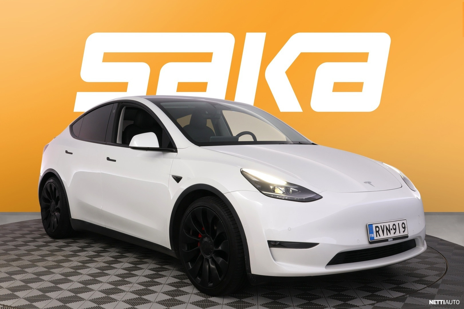 Tesla Model Y 2022, photo 1/40