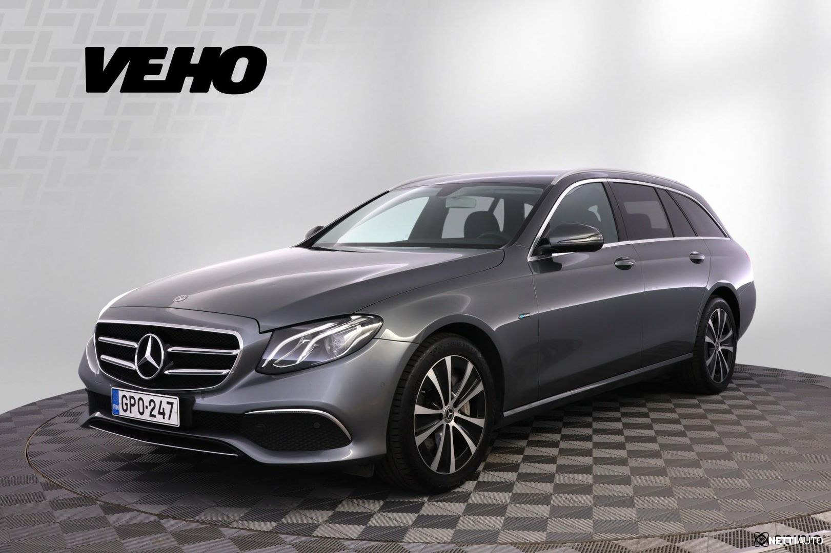 Mercedes-Benz E