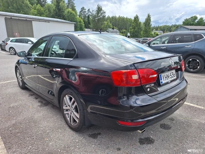 Volkswagen Jetta 2011, photo 3/7