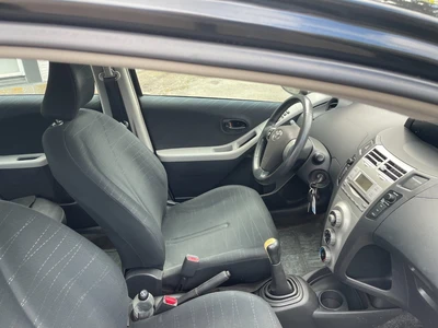 Toyota Yaris 1,3 VVT-i Linea Sol 5ov 2006, kuva 5/6