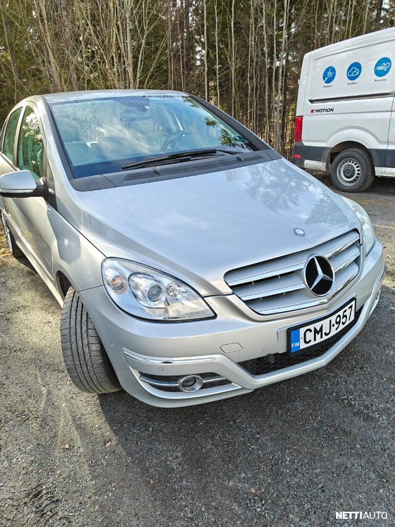 Mercedes-Benz B