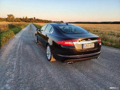 Jaguar XF 2009, photo 3/10