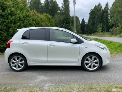 Toyota Yaris 1,8 Dual VVT-i TS 5ov MT6 2009, photo 7/24