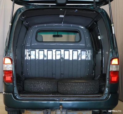 Toyota Hiace 2.5 D4D 95 4ov 2007, kuva 7/10