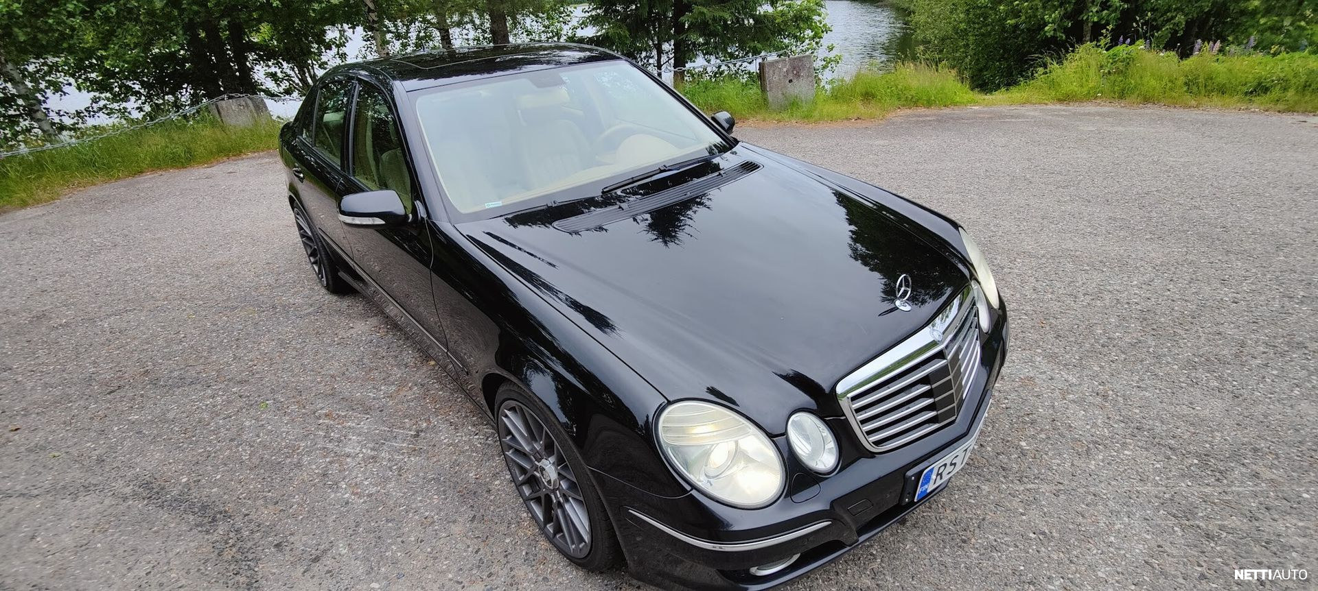 Mercedes-Benz E