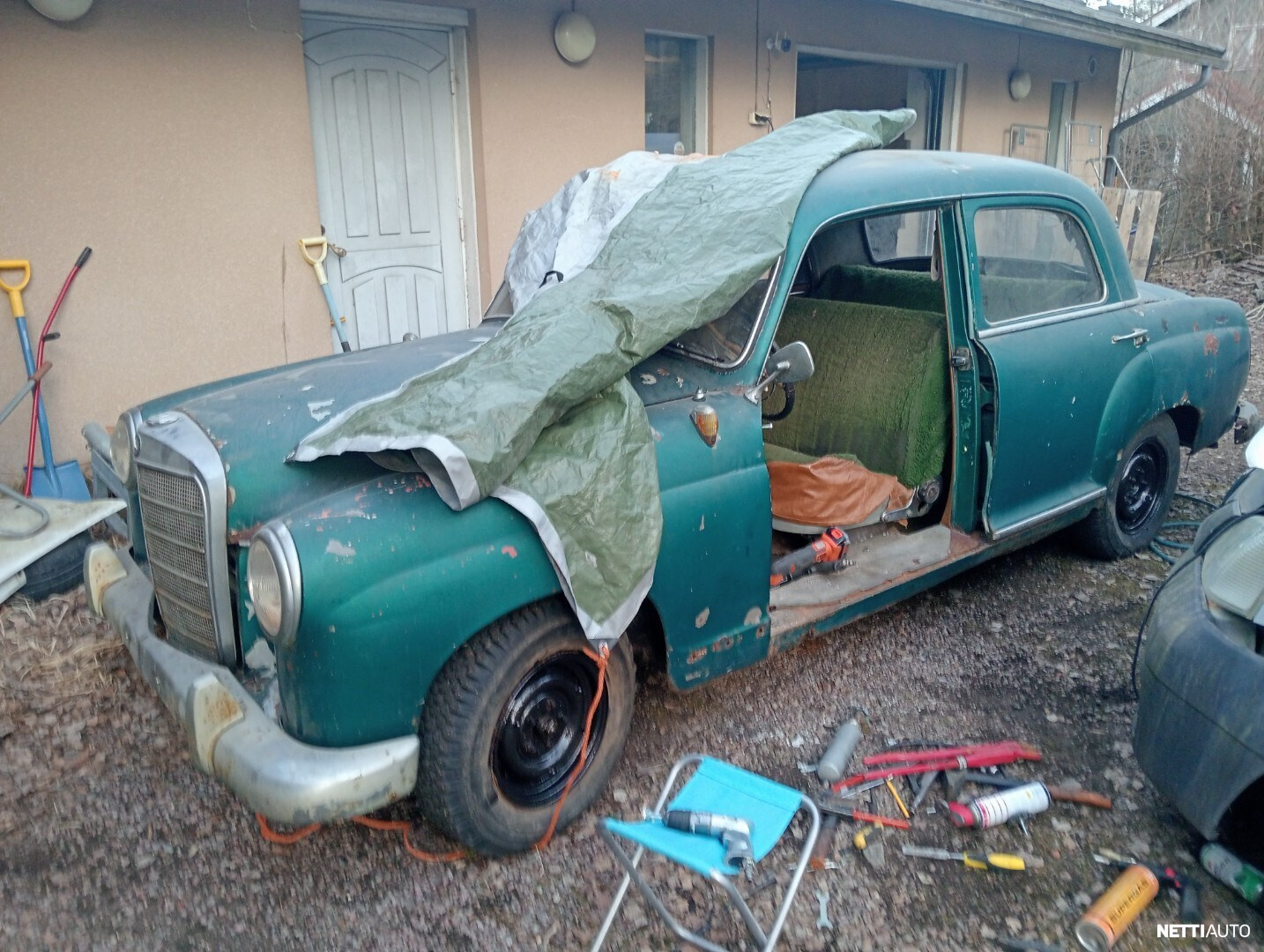 Mercedes-Benz 190