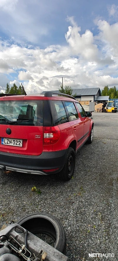 Skoda Yeti 1,6 TDI Active GreenLine 2012, kuva 4/10
