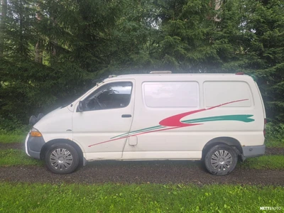 Toyota Hiace 2002, photo 5/10