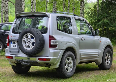 Mitsubishi Pajero Shogun 2000, kuva 3/11