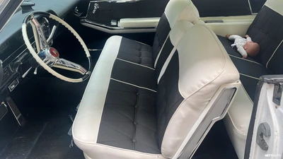 Cadillac De Ville Coupedeville 1963, kuva 3/3