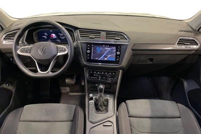 Volkswagen Tiguan 2023, photo 7/27