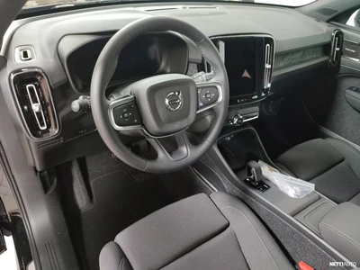 Volvo EX40 Twin Plus 2027, photo 2/5