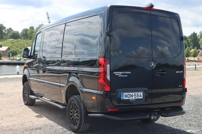 Mercedes-Benz Sprinter 2026, photo 7/55