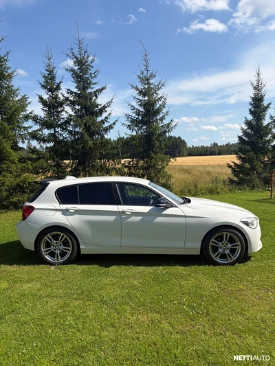 BMW 114 F20 TwinPower Turbo Business 2013, photo 4/13