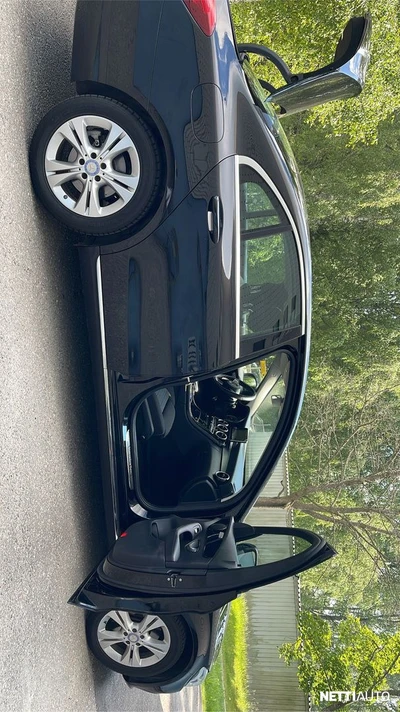 Mercedes-Benz C 2015, kuva 4/4