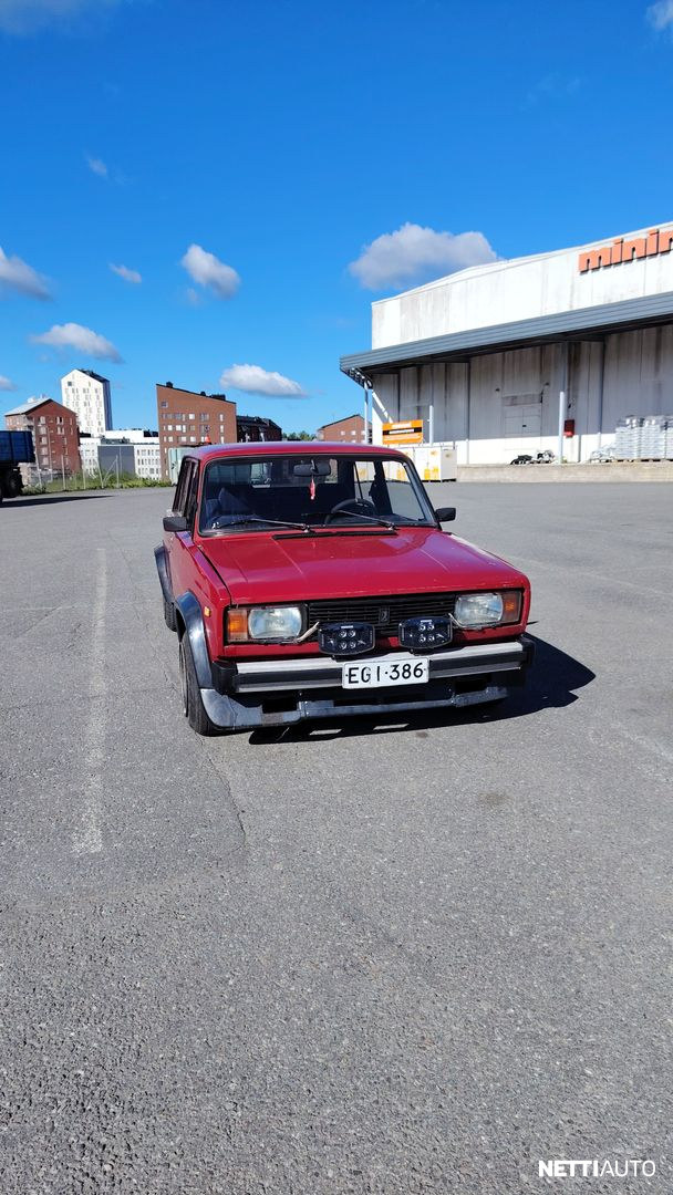 Lada 1500