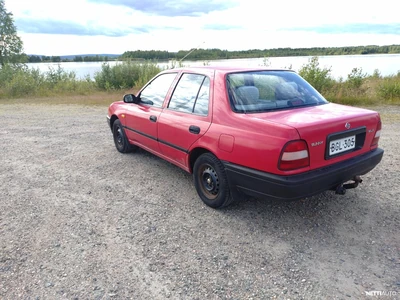 Nissan Sunny 1994, photo 6/15