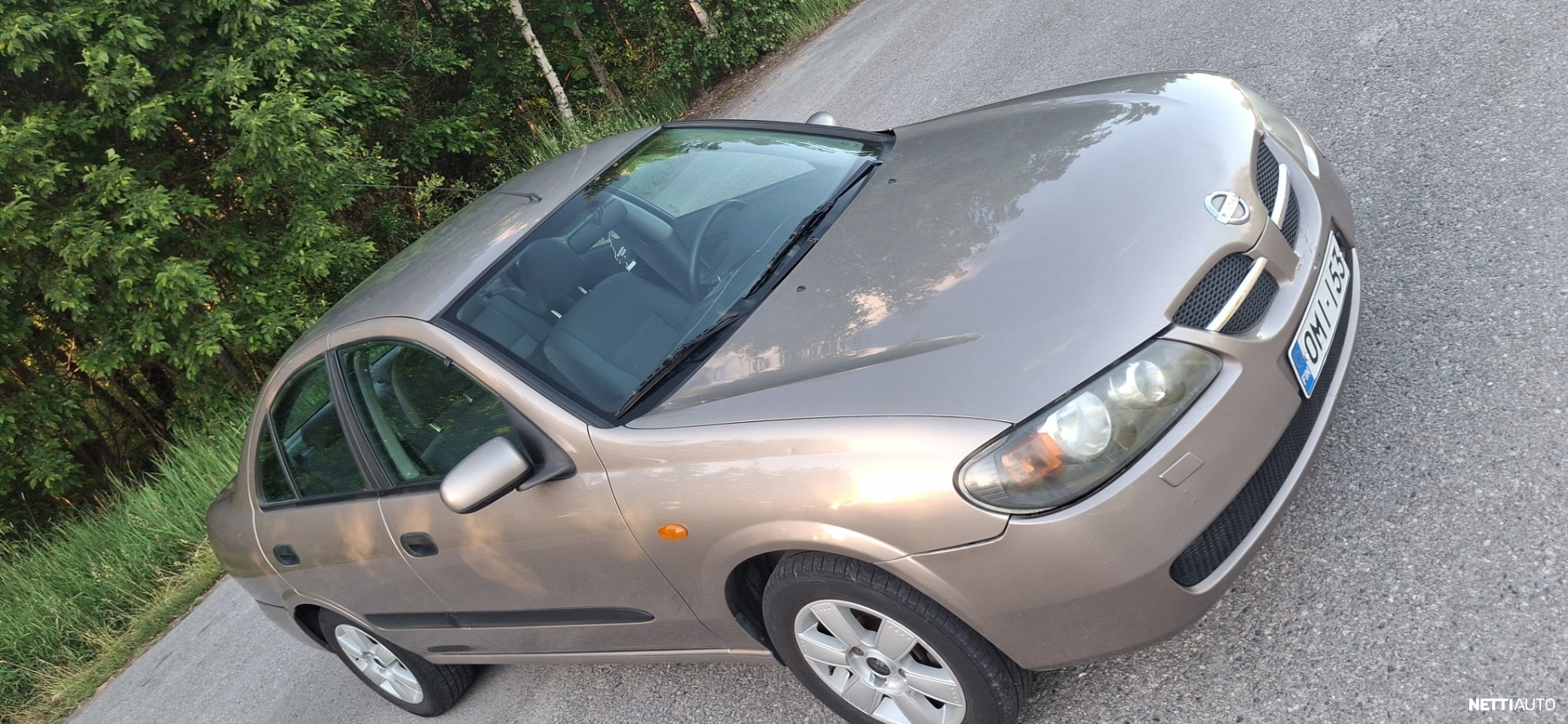 Nissan Almera