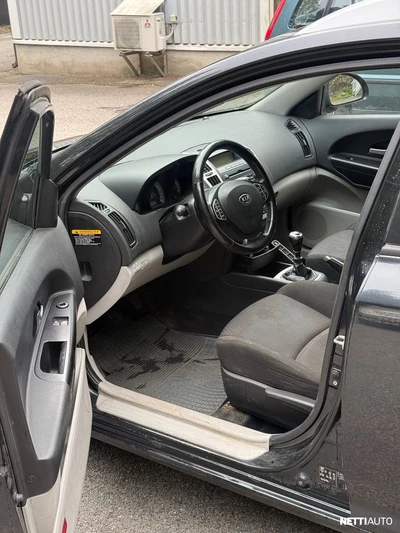 Kia Ceed 1,6 CRDi EX SW 2008, kuva 7/14