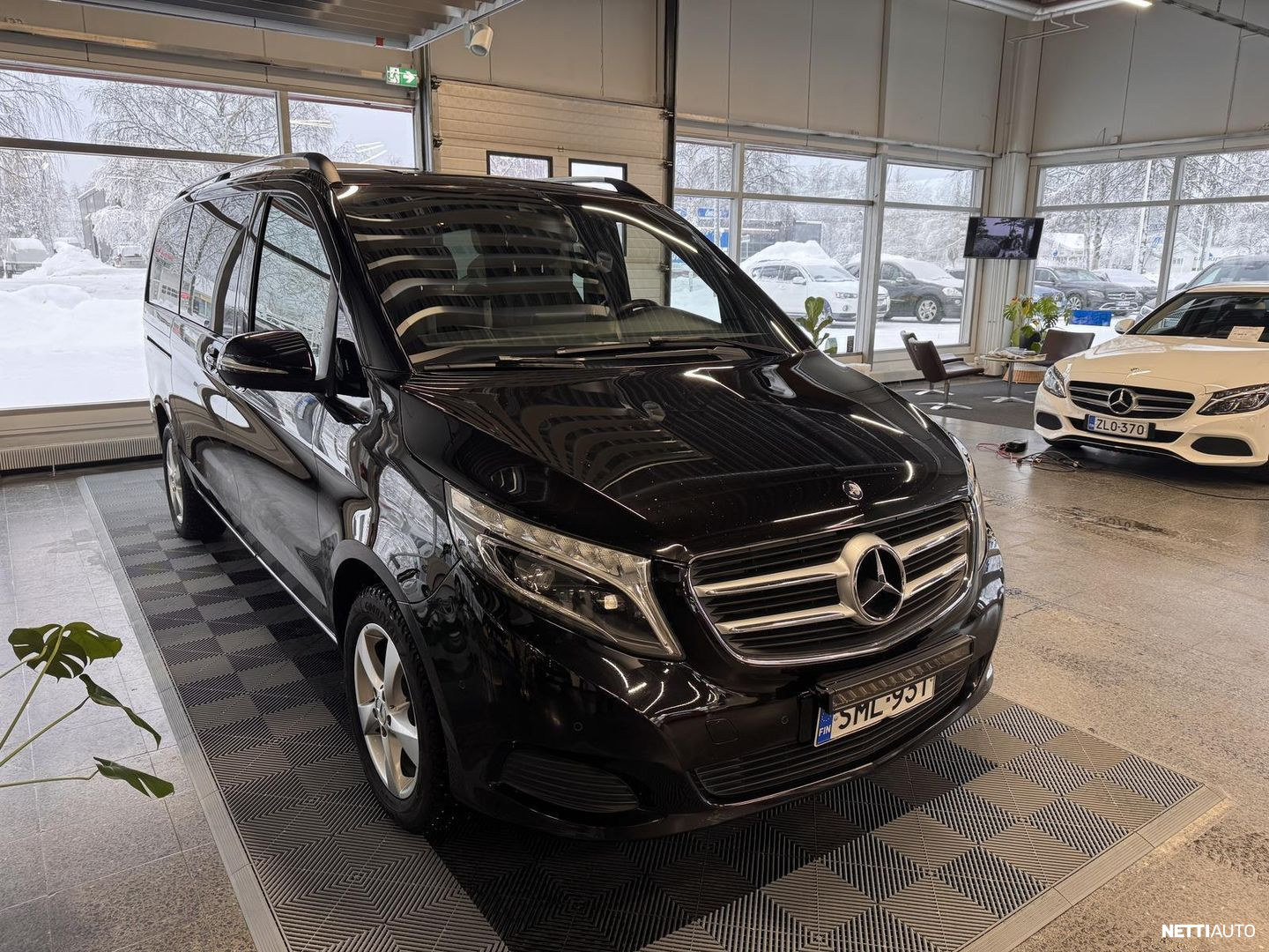 Mercedes-Benz V