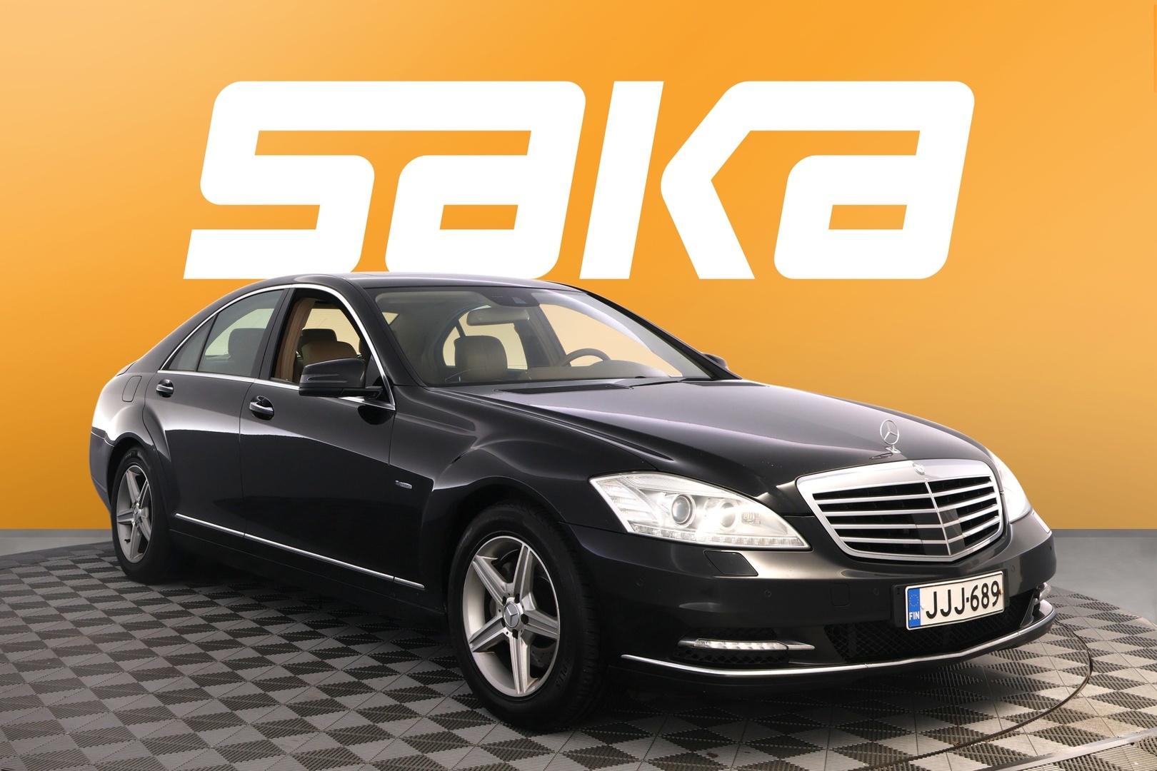 Mercedes-Benz S
