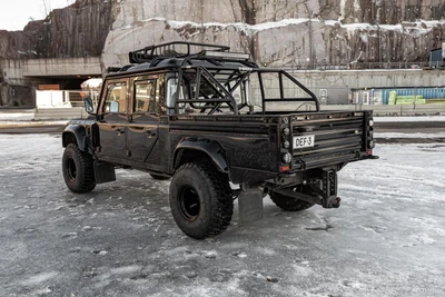 Land Rover Defender 2008, photo 2/23