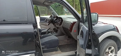 Mitsubishi Pajero 2001, kuva 5/8