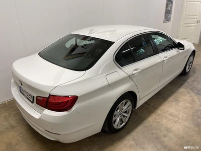 BMW 520 520d A F10 Sedan Business 2011, kuva 5/26