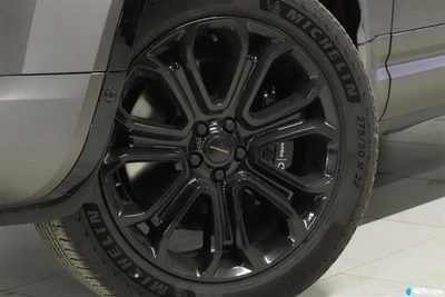 Land Rover Defender 2026, photo 2/21