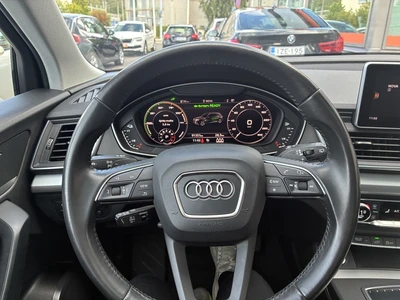 Audi Q5 Launch Edition 55 TFSI e quattro 2020, photo 6/13