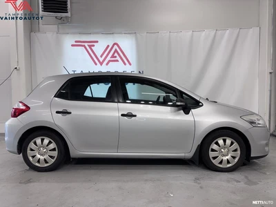 Toyota Auris 2010, kuva 6/10