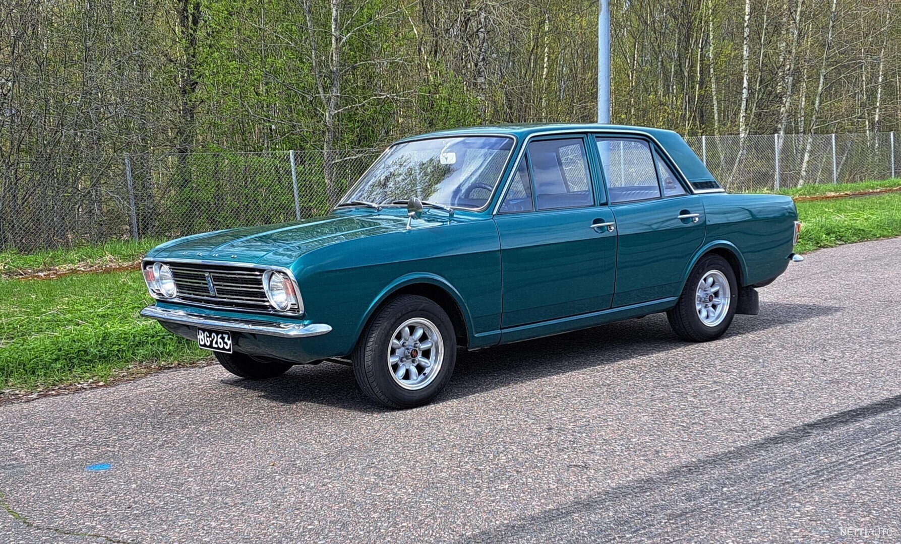 Ford Cortina