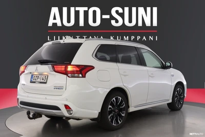 Mitsubishi Outlander PHEV 2016, kuva 3/38
