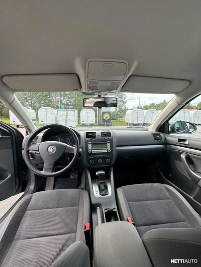 Volkswagen Jetta 2007, photo 7/9