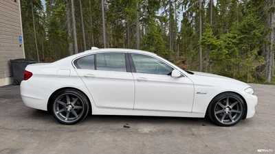 BMW 520 2011, photo 3/23