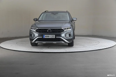 Volkswagen T-Roc 2022, photo 3/27