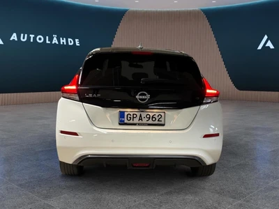 Nissan Leaf 2022, photo 5/35