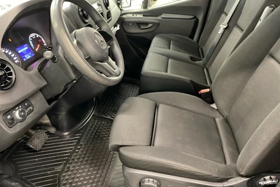 Mercedes-Benz Sprinter 2022, photo 6/15