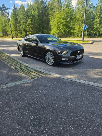 Ford Mustang 2017, kuva 2/11