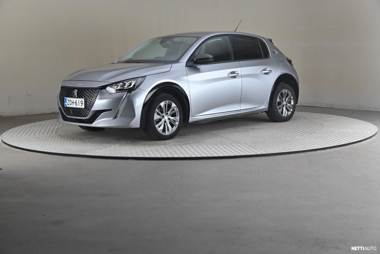 Peugeot e-208