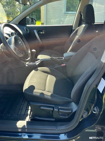 Nissan Qashqai 2008, kuva 7/10