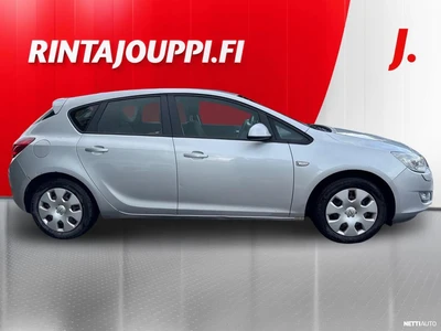 Opel Astra 2010, photo 5/6
