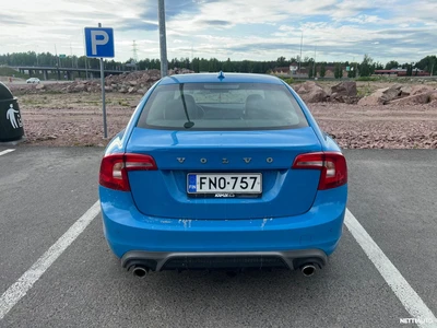 Volvo S60 2014, photo 6/18