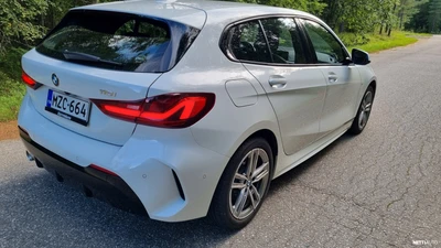 BMW 118 2021, kuva 3/10