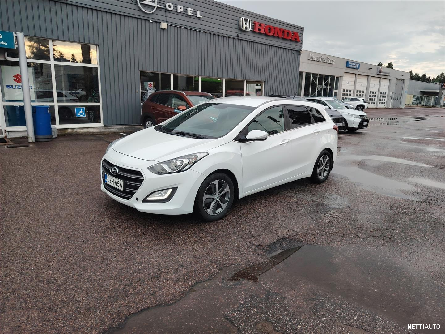 Hyundai i30