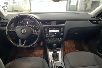 Skoda Octavia 1,4 TSI Style DSG Autom. 2016, kuva 4/4